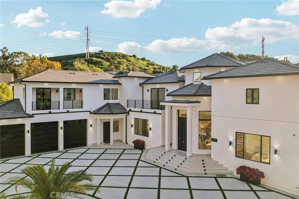 $3,895,000 | 10511 Mary Bell Avenue, Shadow Hills, CA 91040