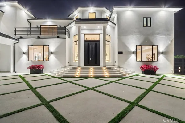 $3,895,000 | 10511 Mary Bell Avenue, Shadow Hills, CA 91040