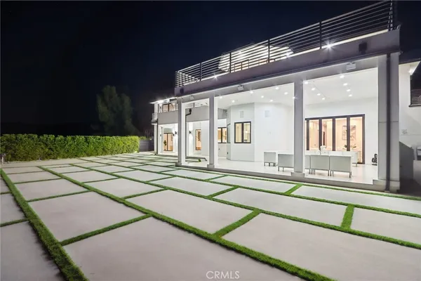 $3,895,000 | 10511 Mary Bell Avenue, Shadow Hills, CA 91040