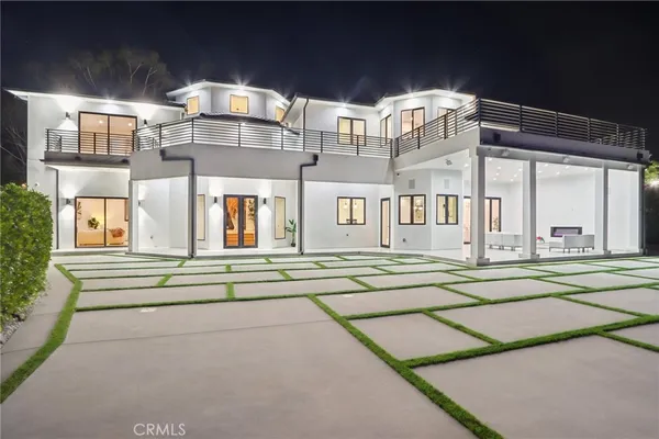 $3,895,000 | 10511 Mary Bell Avenue, Shadow Hills, CA 91040