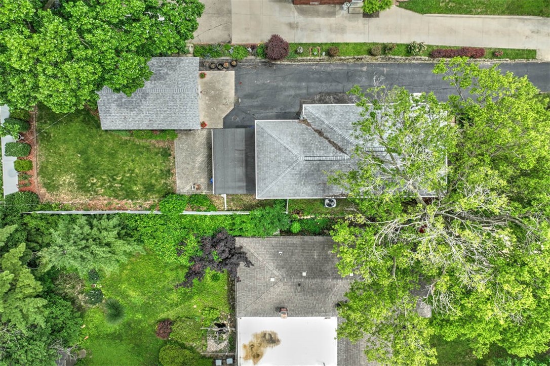 1440 West Sunset Avenue Decatur, IL 62522 - Photo 4 of 36
