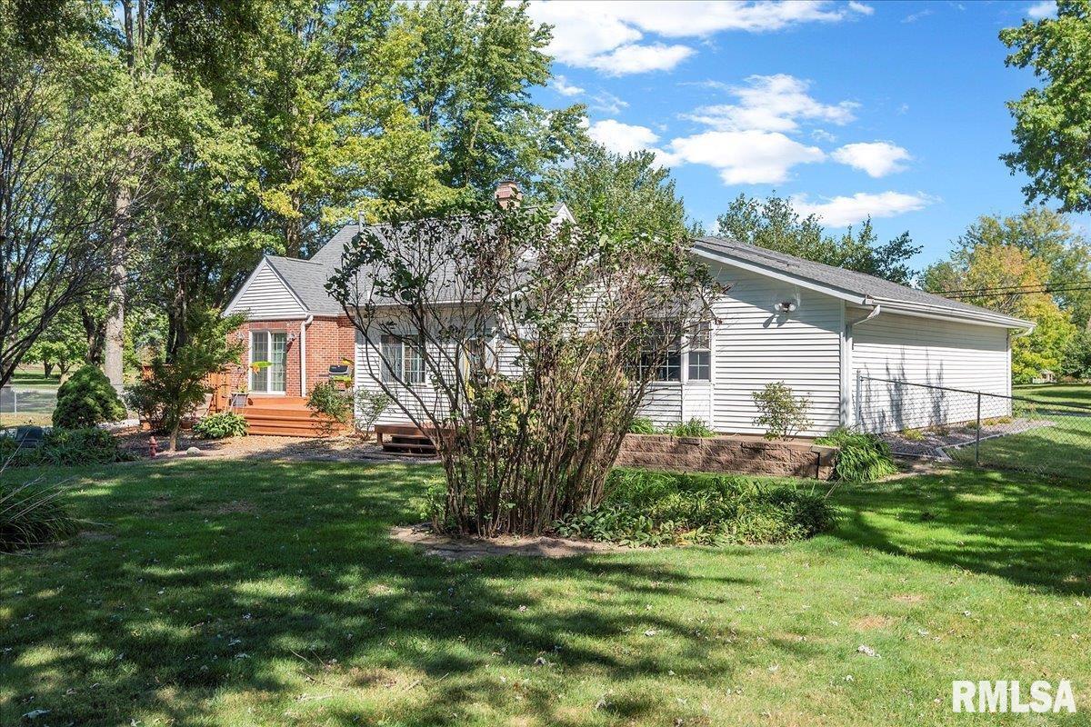 5939 North Lake Road Springfield, IL 62711 - Photo 49 of 63