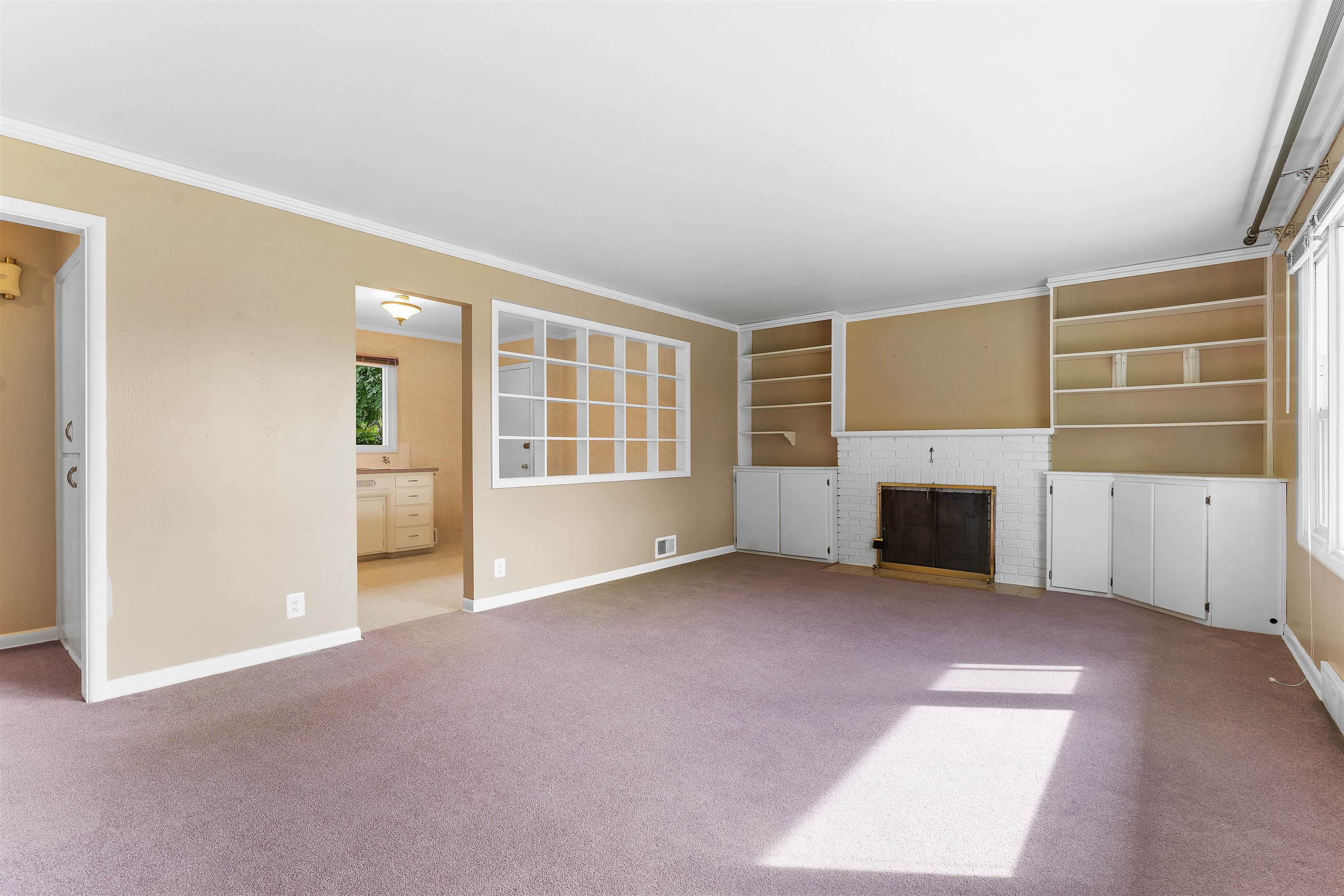 212 North McCabe Road Spokane Valley, WA 99216 - Photo 3 of 23