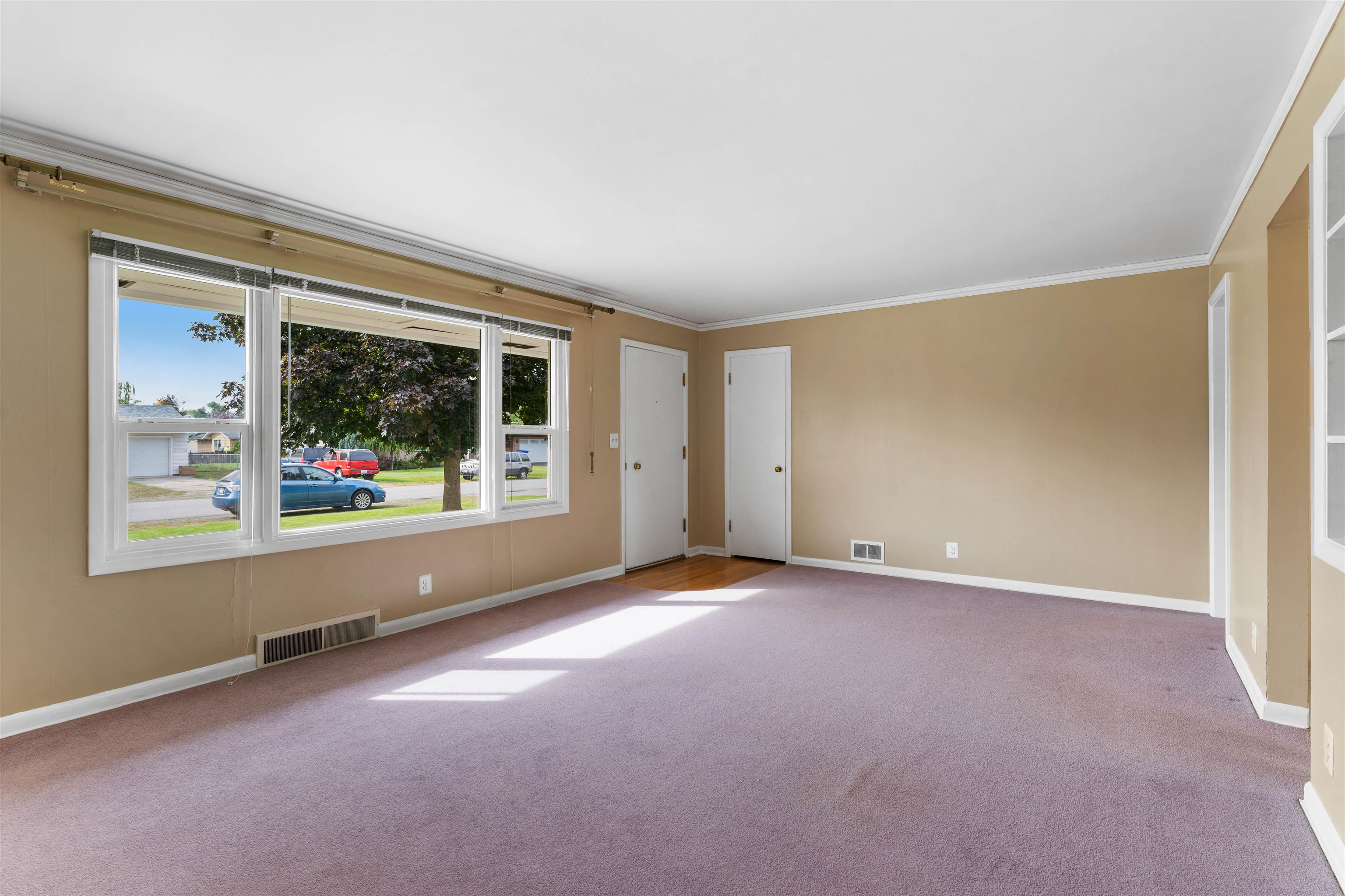212 North McCabe Road Spokane Valley, WA 99216 - Photo 5 of 23