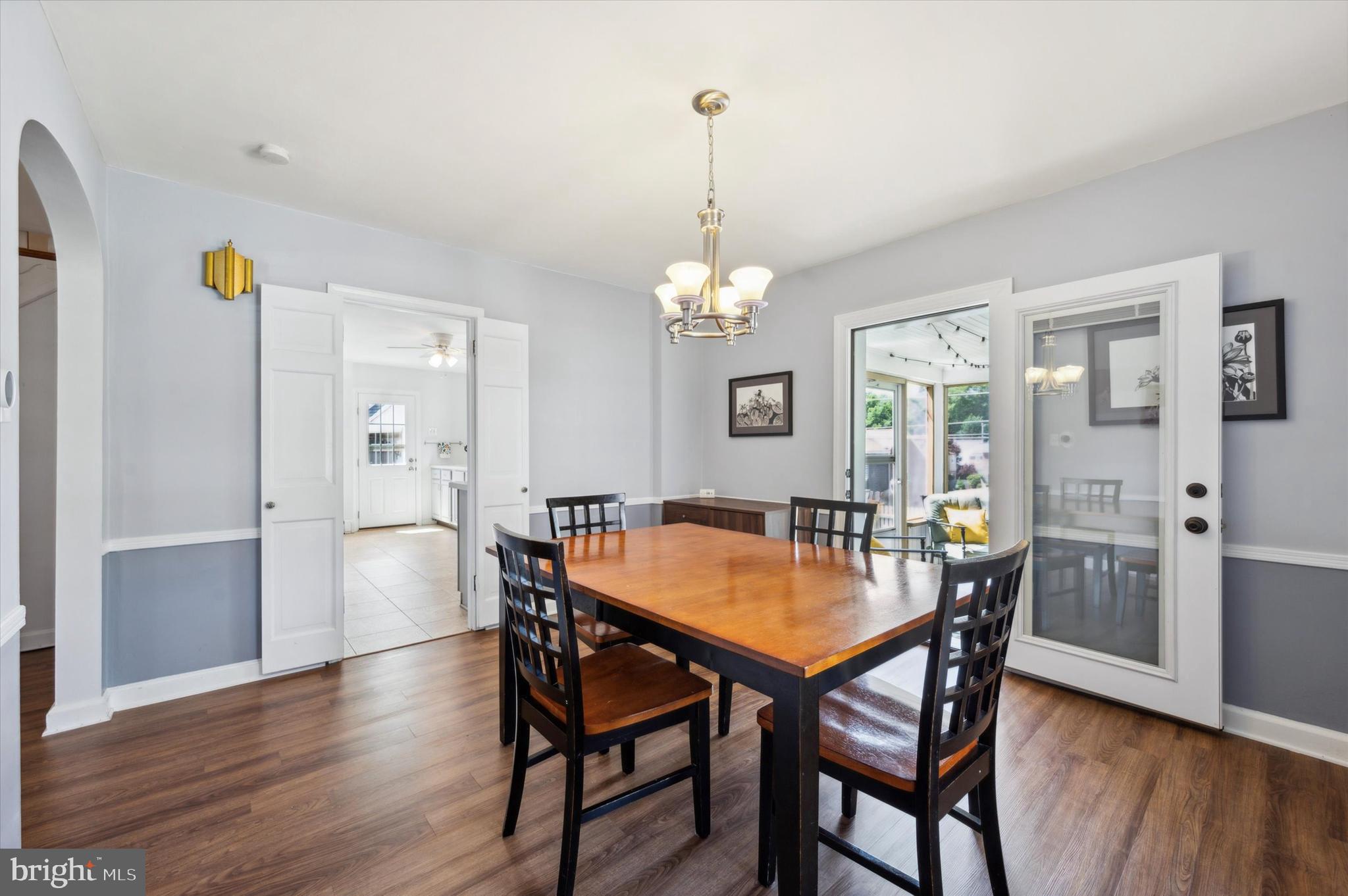 145 Friendship Road Drexel Hill, PA 19026 - Photo 8 of 26 Dining Room