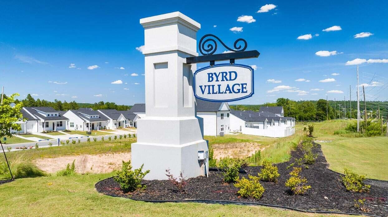 3291 Nolana Loop Graniteville, SC 29829 - Photo 4 of 35 Byrd Village Monument