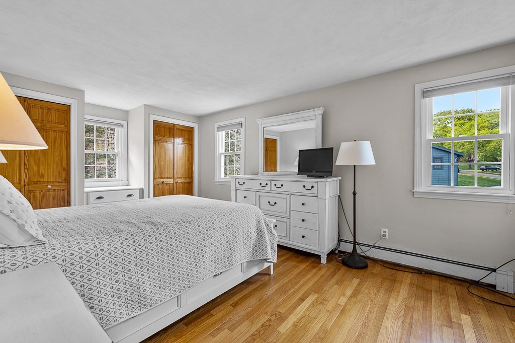 8 Valley Brook Road Westborough, MA 01581 - Photo 11 of 28 Gallery Image 11