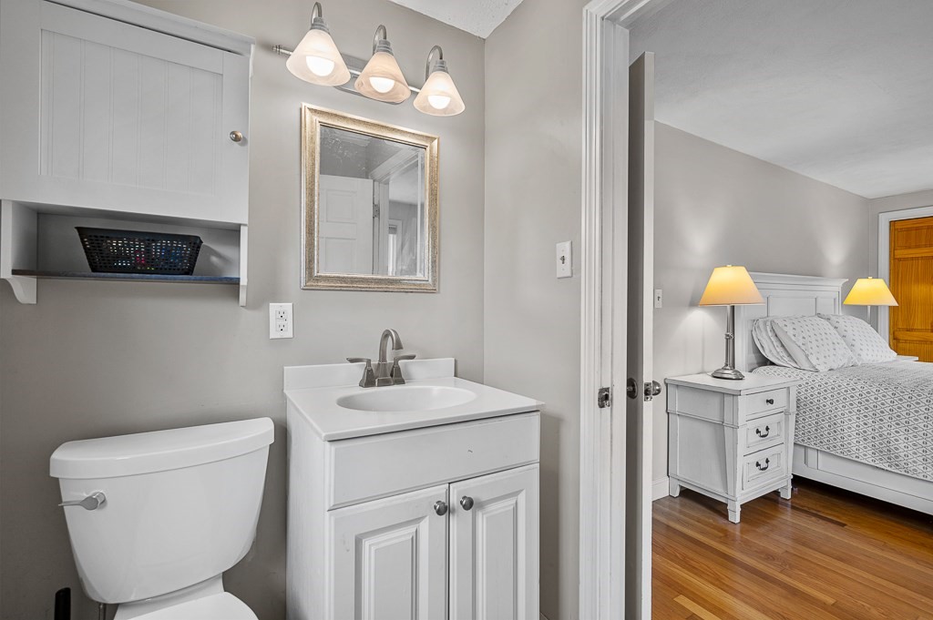 8 Valley Brook Road Westborough, MA 01581 - Photo 13 of 28 Gallery Image 13