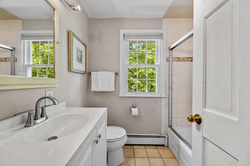 8 Valley Brook Road Westborough, MA 01581 - Photo 15 of 28 Gallery Image 15