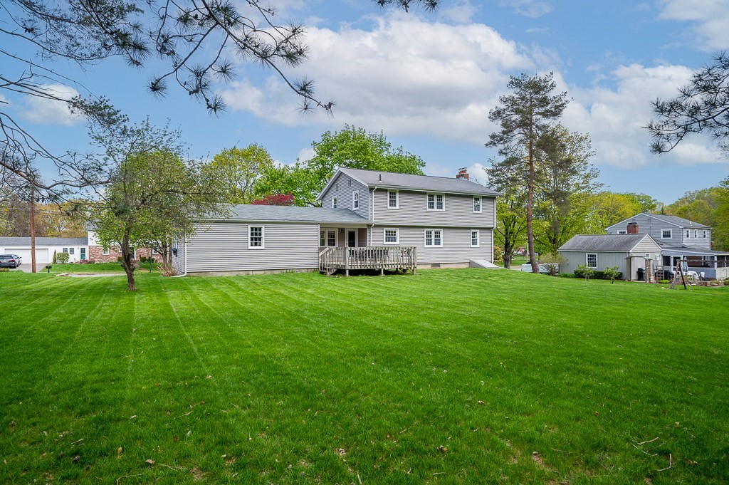8 Valley Brook Road Westborough, MA 01581 - Photo 26 of 28 Gallery Image 26