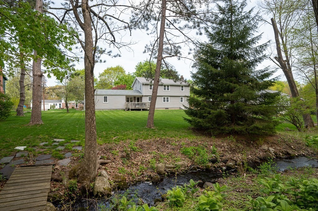 8 Valley Brook Road Westborough, MA 01581 - Photo 28 of 28 Gallery Image 28
