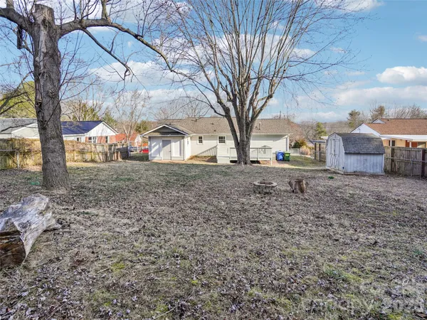 $399,500 | 23 Starmount Drive, Asheville, NC 28806