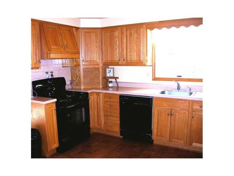 41 Hones Road Export, PA 15632 - Photo 7 of 14 Kitchen.
