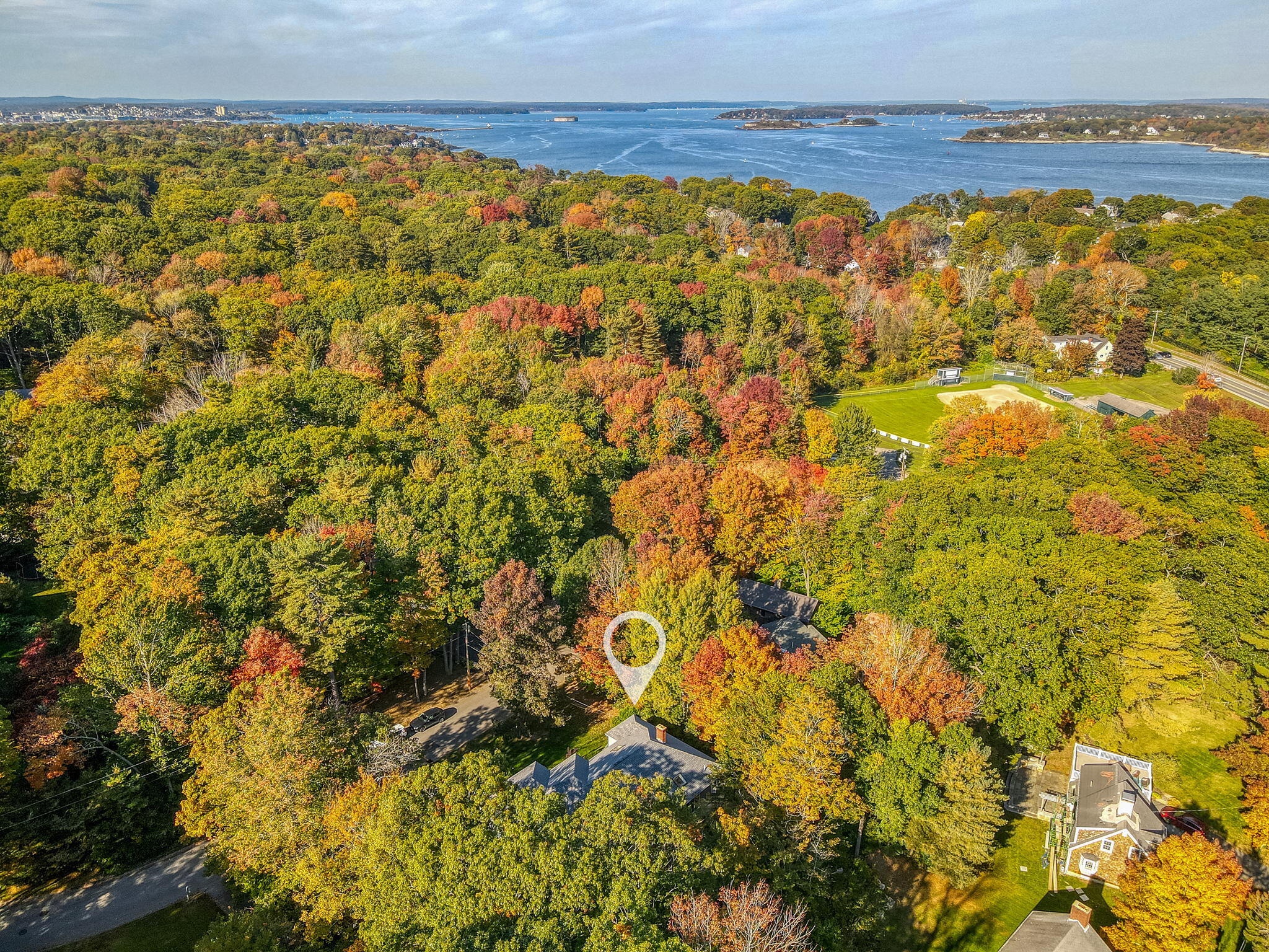 4 Robinhood Road Cape Elizabeth, ME 04107 - Photo 7 of 40 16-web-or-mls-untitled-27