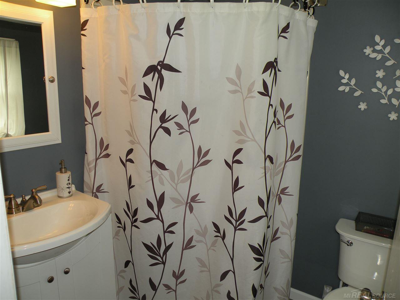 6550 Cribbins Road Croswell, MI 48422 - Photo 27 of 27 31353370-26.JPG