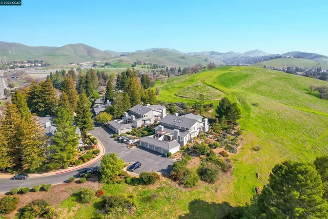 $499,999 | 5450 Kirkwood Drive, Unit H3, Concord, CA 94521