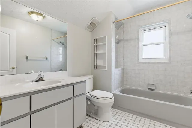 $865,000 | 3612 Sugar Loaf Lane, Valrico, FL 33596