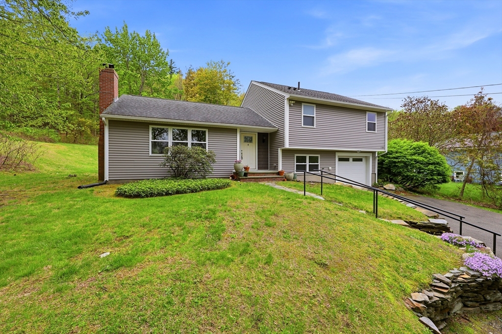 1185 Bay Road Amherst, MA 01002 - Photo 2 of 38