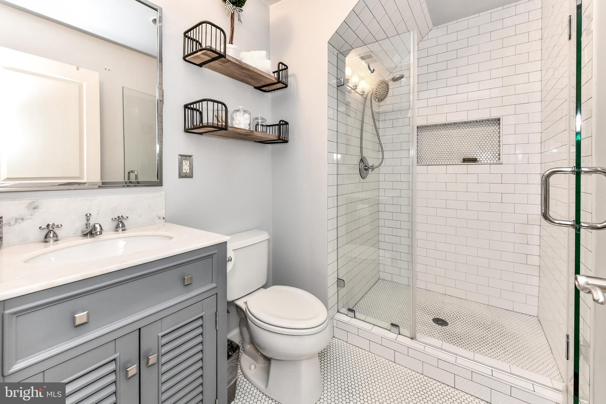 3449 Kemper Road Arlington, VA 22206 - Photo 22 of 33