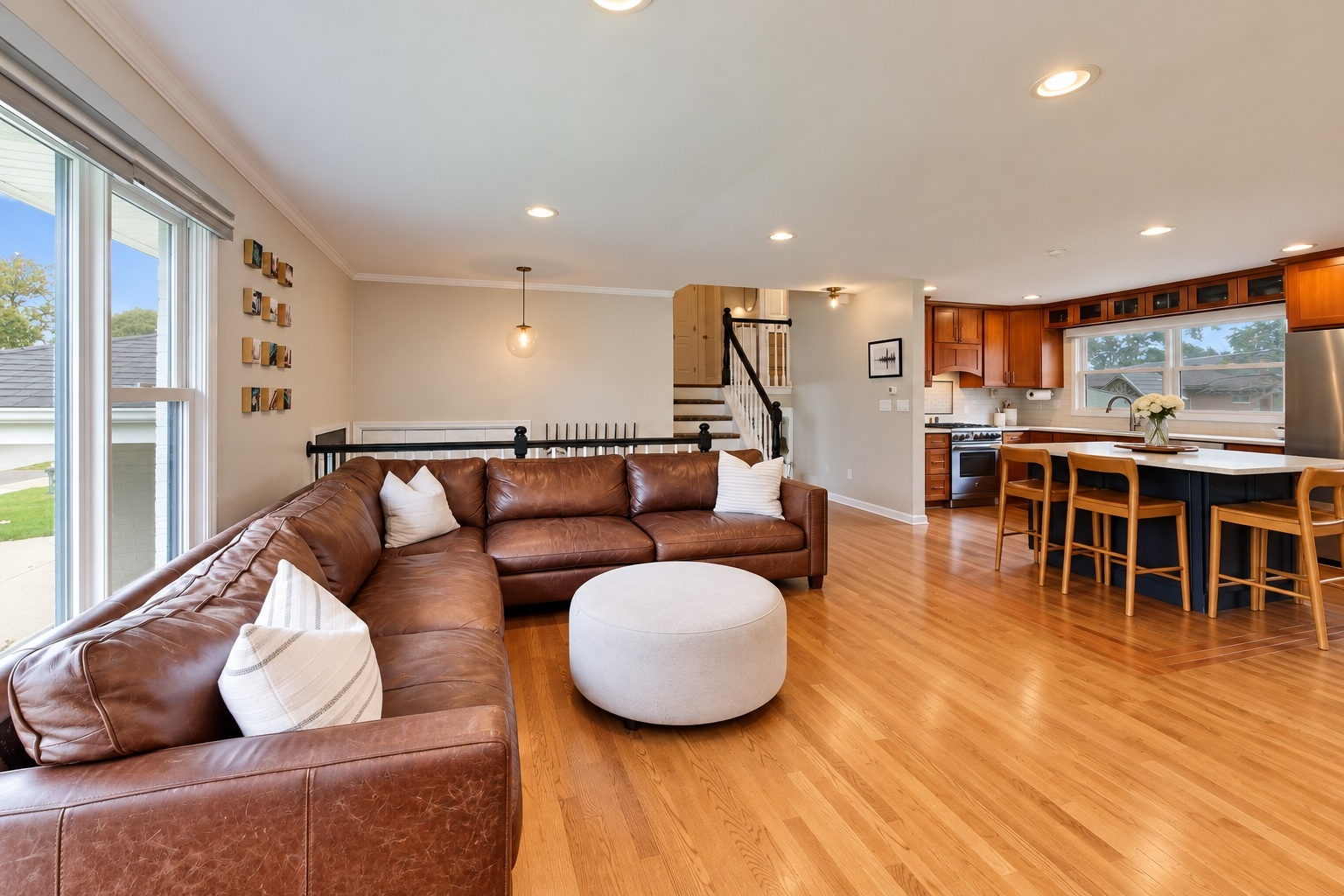307 North Marcella Road Mount Prospect, IL 60056 - Photo 6 of 19 Gallery Image 6