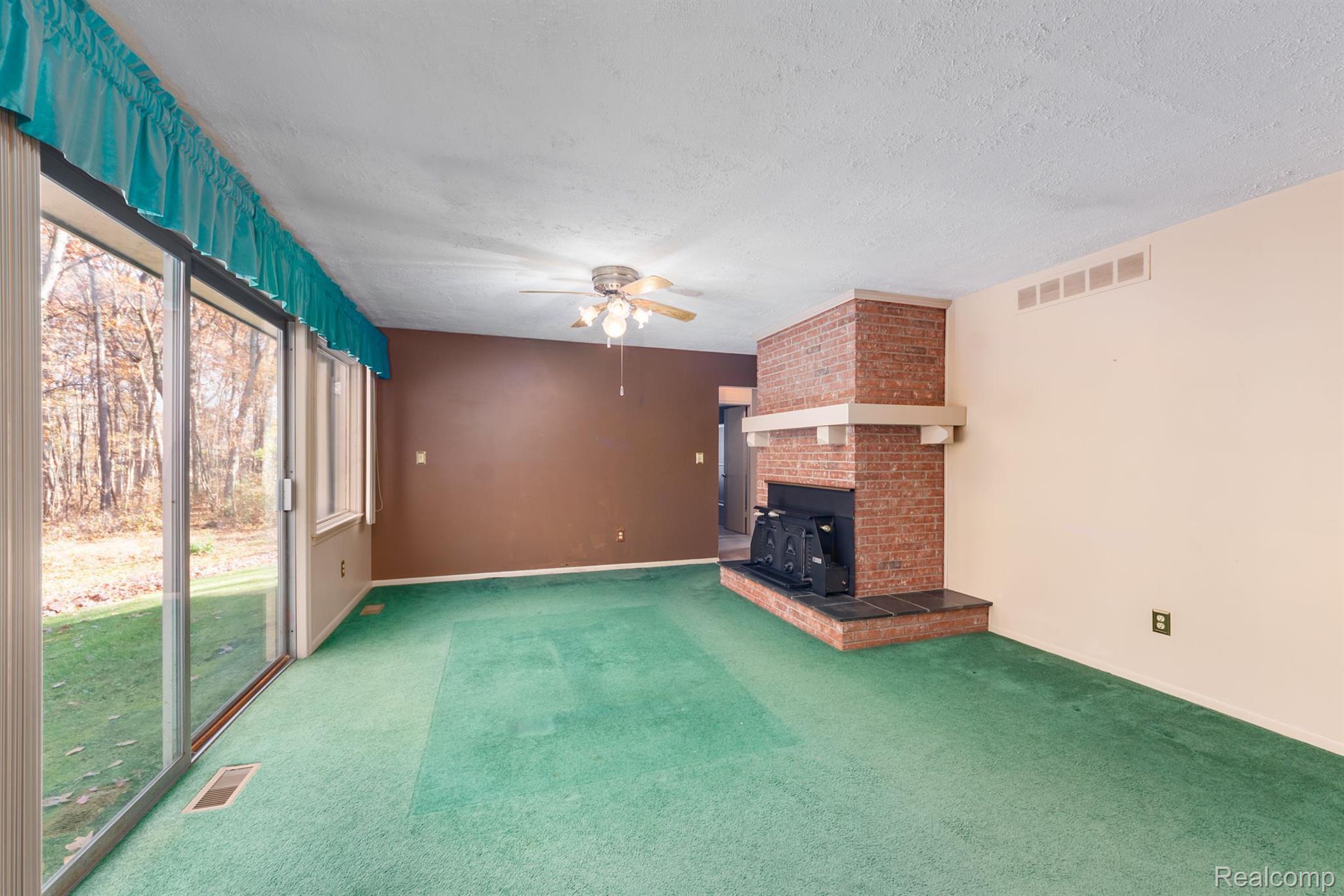 3290 Norton Road Howell, MI 48843 - Photo 8 of 27 Gallery Image 8