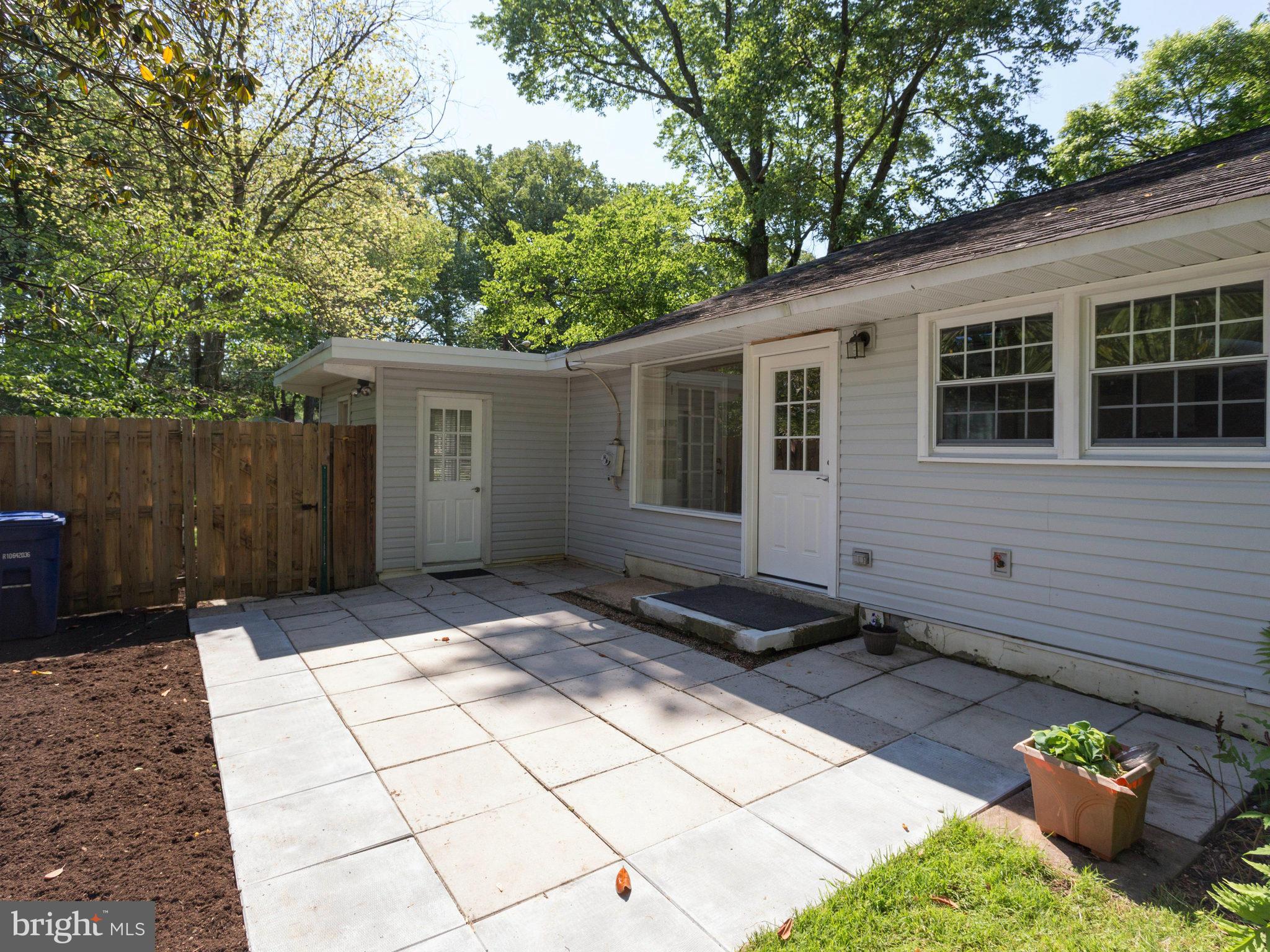 3126 Manor Road Falls Church, VA 22042 - Photo 7 of 27 Exterior (General)