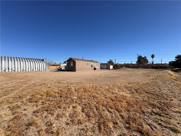 $325,000 | 25544 Jasper Road, Barstow, CA 92311