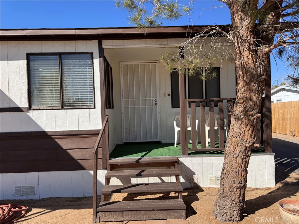 25544 Jasper Road Barstow, CA 92311 - Photo 6 of 62 a view of house with yard