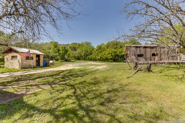 $689,000 | 8651 Bindseil Lane, San Antonio, TX 78266