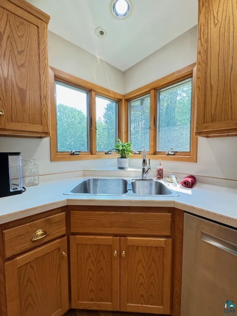 3630 Lindrose Road Cloquet, MN 55720 - Photo 9 of 47 Gallery Image 9