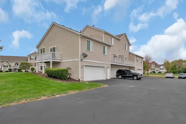 $259,000 | 3540 Woodside Court, Joliet, IL 60431