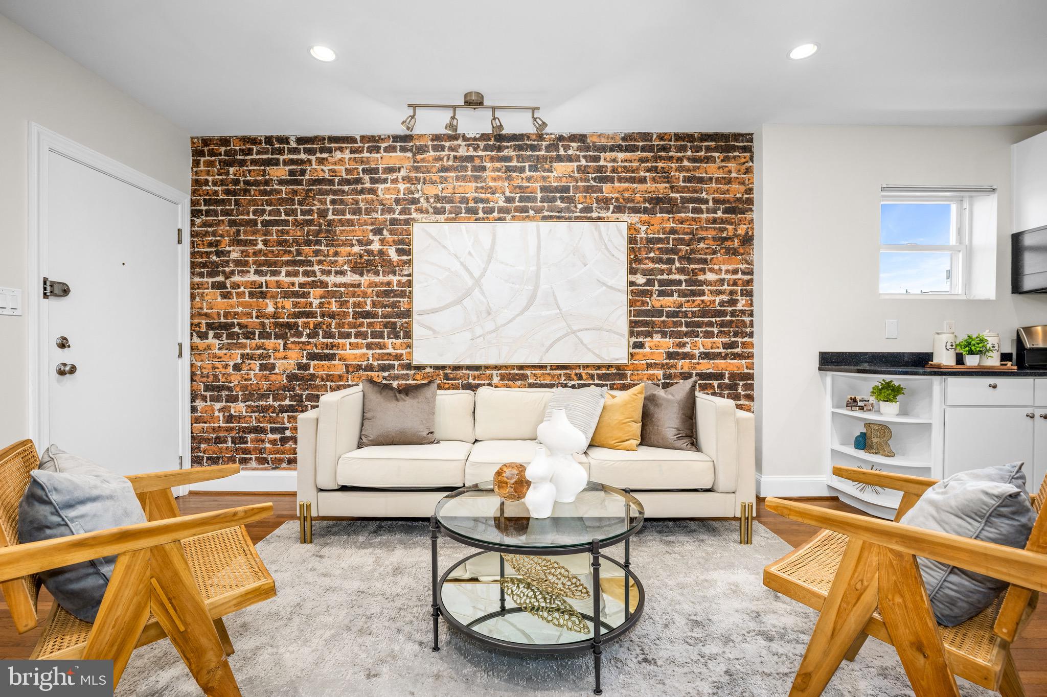 304 Q Street Northwest, Unit 4 Washington, DC 20001 - Photo 5 of 19