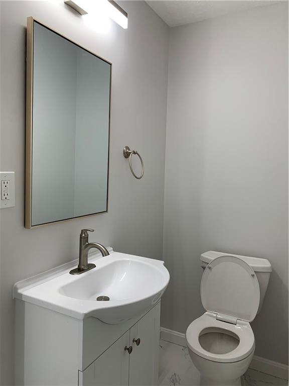 881 Bower Hill Road Pittsburgh, PA 15243 - Photo 11 of 22 Gallery Image 11