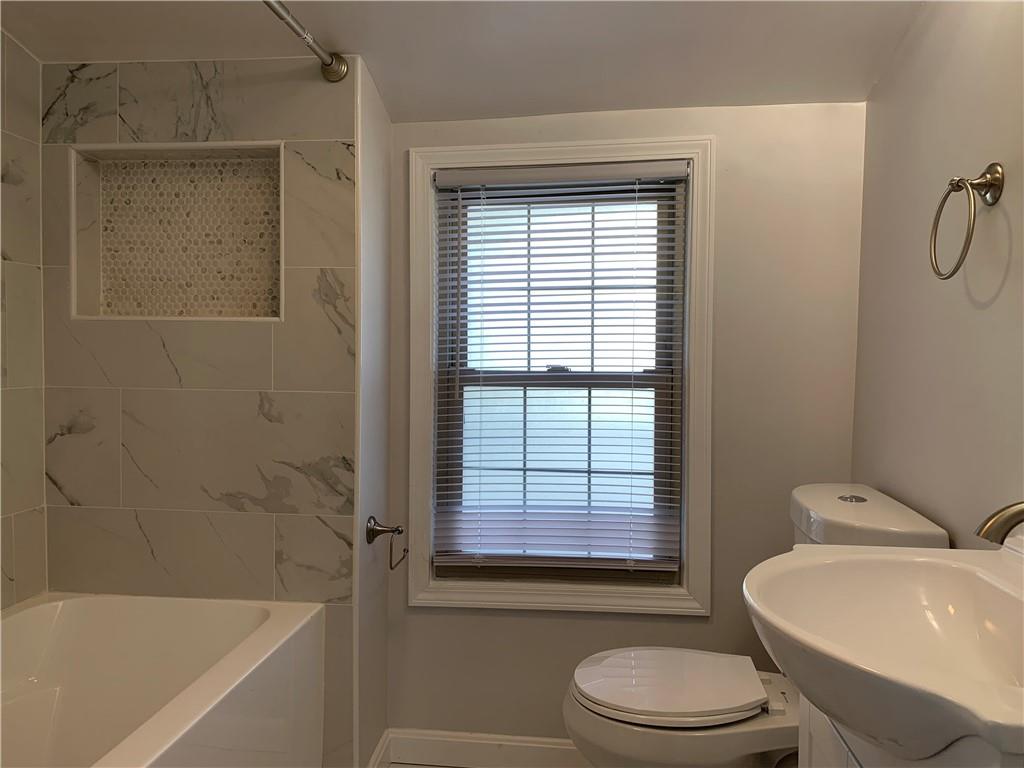 881 Bower Hill Road Pittsburgh, PA 15243 - Photo 17 of 22 Gallery Image 17