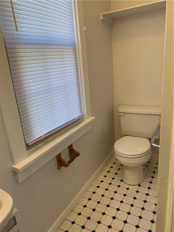 881 Bower Hill Road Pittsburgh, PA 15243 - Photo 8 of 22 Gallery Image 8