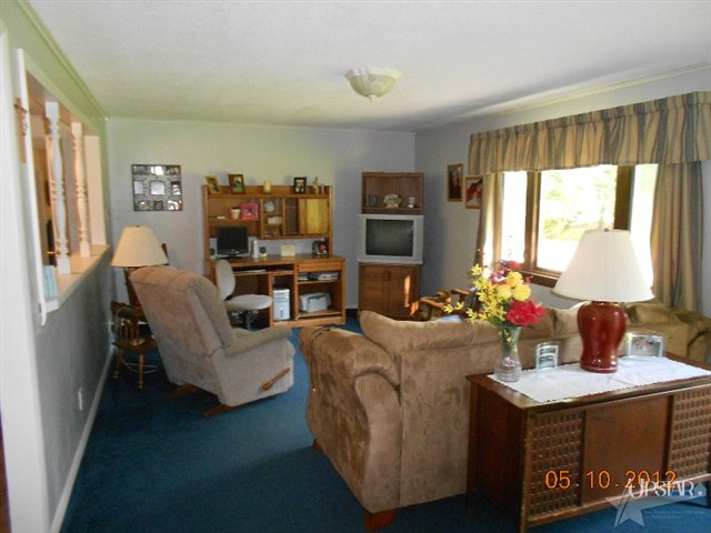 2550 West Division Road Huntington, IN 46750 - Photo 3 of 18 Gallery Image 3