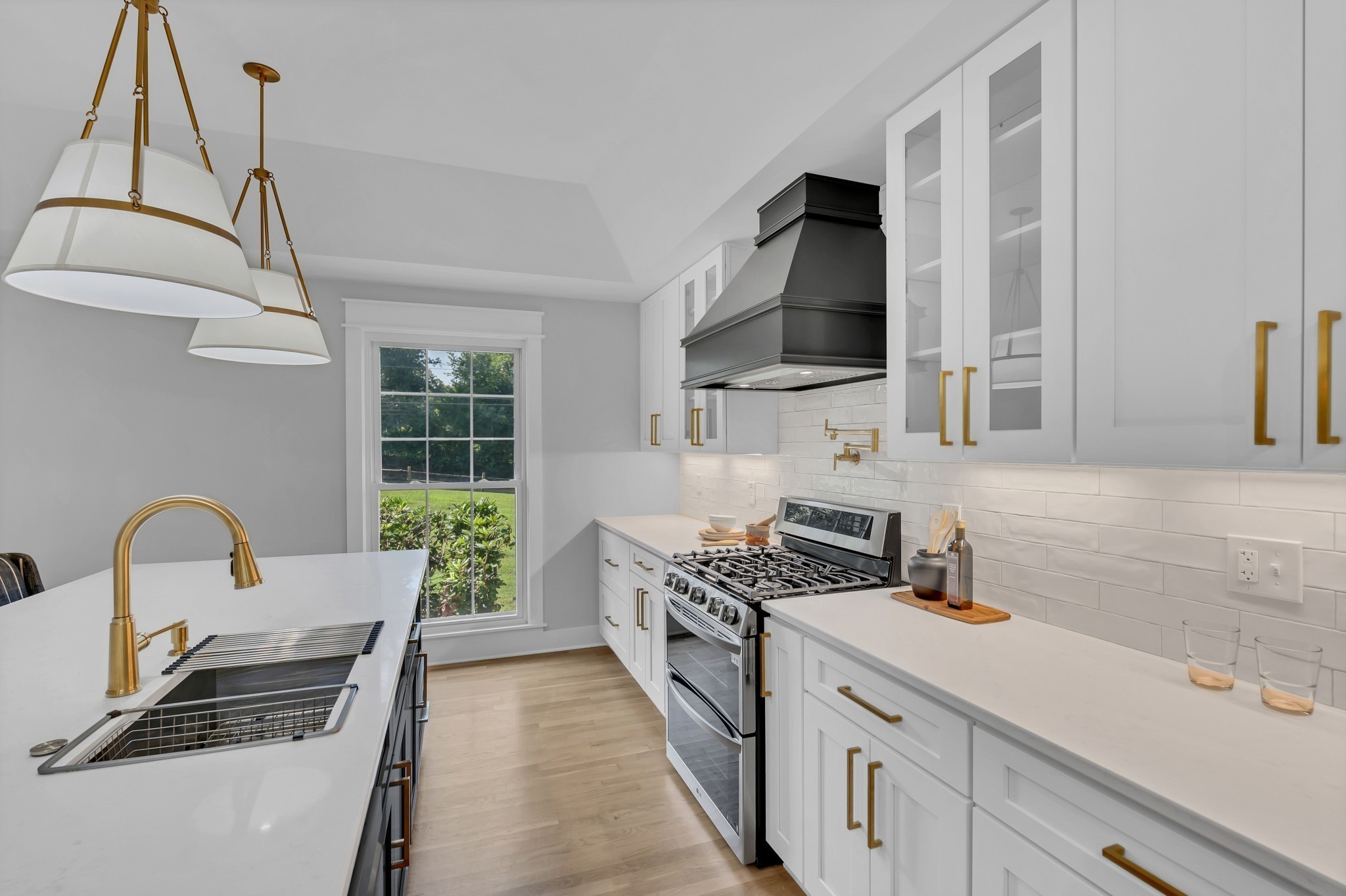 608 Hill Road Nashville, TN 37220 - Photo 16 of 45 Gallery Image 16