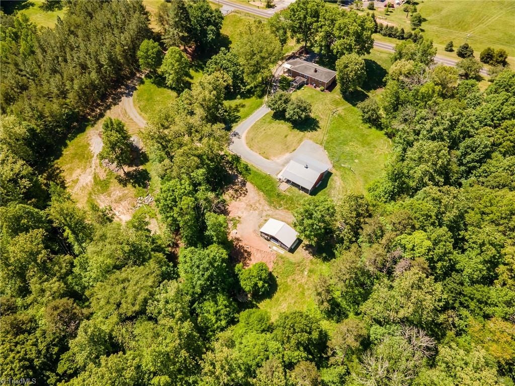 7810 West Road Walnut Cove, NC 27052 - Photo 11 of 50 Gallery Image 11
