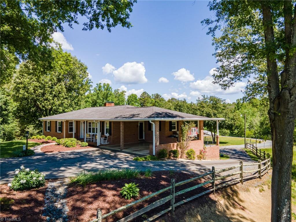 7810 West Road Walnut Cove, NC 27052 - Photo 5 of 50 Gallery Image 5