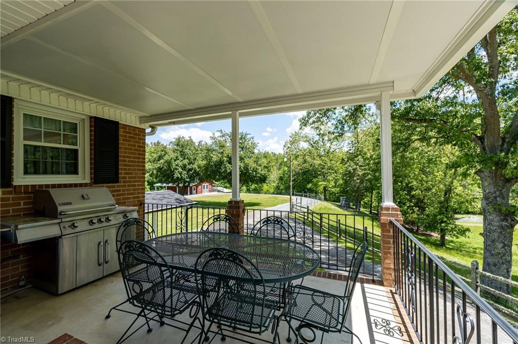 7810 West Road Walnut Cove, NC 27052 - Photo 7 of 50 Gallery Image 7