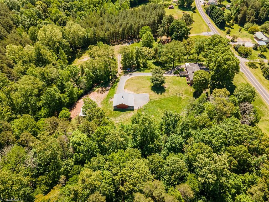 7810 West Road Walnut Cove, NC 27052 - Photo 10 of 50 Gallery Image 10