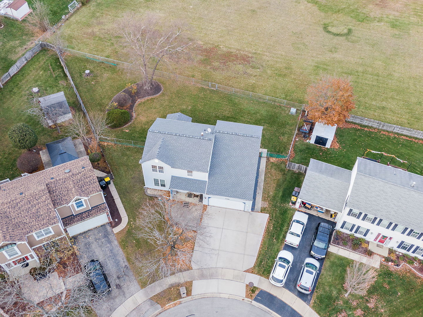 1340 Nantucket Court Carol Stream, IL 60188 - Photo 8 of 15 an aerial view of a house with a garden