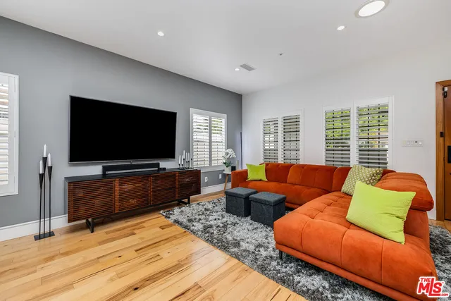 $1,749,000 | 1033 North Pass Avenue, Burbank, CA 91505