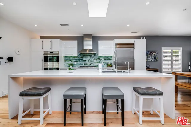 $1,749,000 | 1033 North Pass Avenue, Burbank, CA 91505