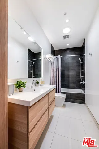 $1,749,000 | 1033 North Pass Avenue, Burbank, CA 91505