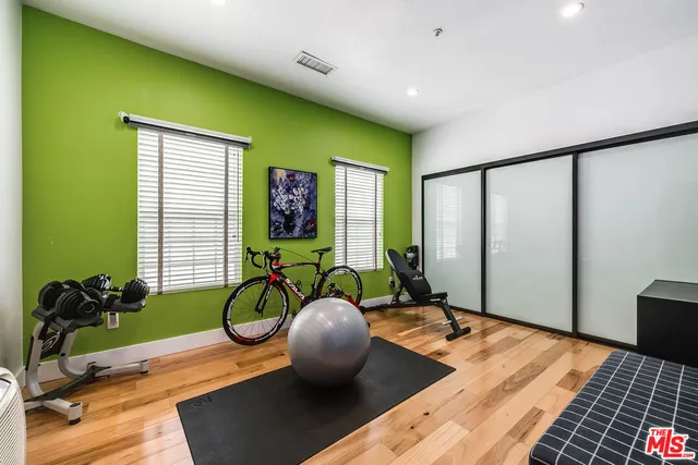 $1,749,000 | 1033 North Pass Avenue, Burbank, CA 91505