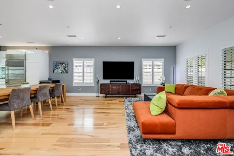 $1,749,000 | 1033 North Pass Avenue, Burbank, CA 91505