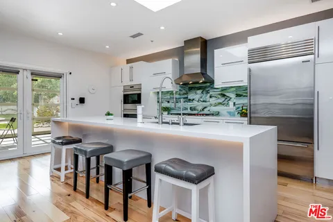 $1,749,000 | 1033 North Pass Avenue, Burbank, CA 91505