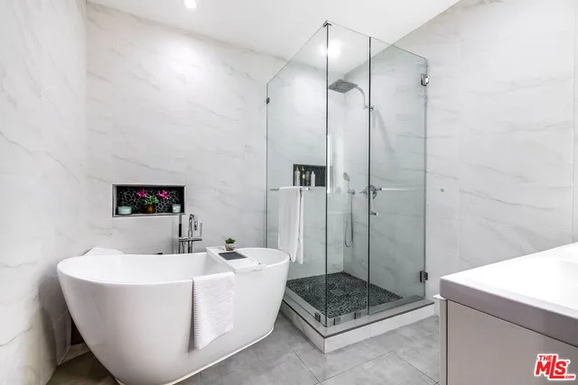 $1,749,000 | 1033 North Pass Avenue, Burbank, CA 91505