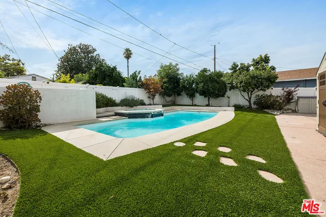 $1,749,000 | 1033 North Pass Avenue, Burbank, CA 91505